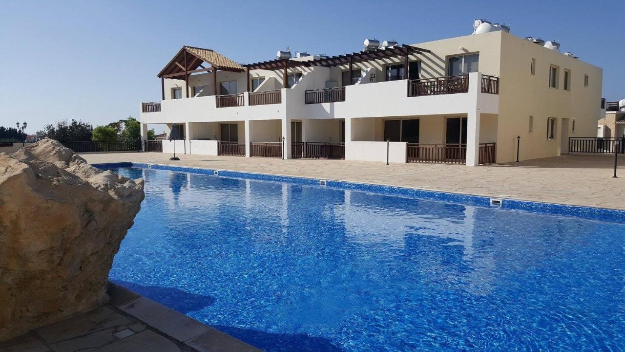C5 Vanessa Poolside Apartment ペイヤ エクステリア 写真